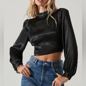 ASTR the Label Open Back Crop Top